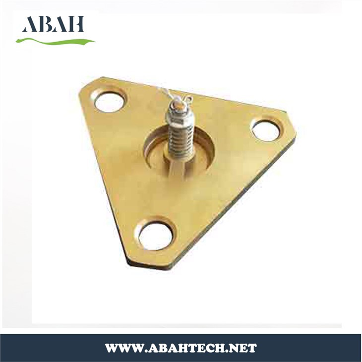 Brass Triangular Flange