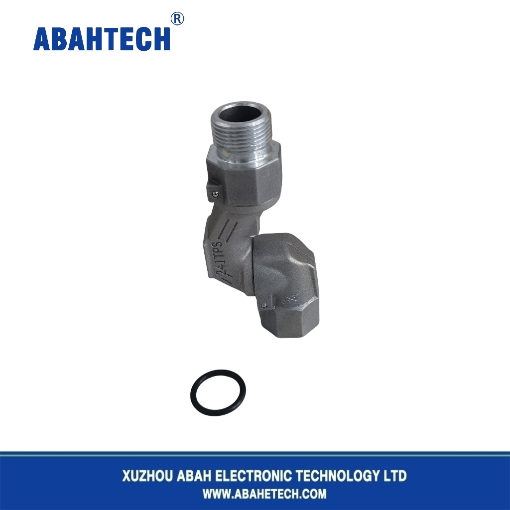Fuel Nozzle Swivel